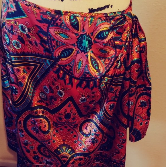 Fun skirt - Picture 2 of 2